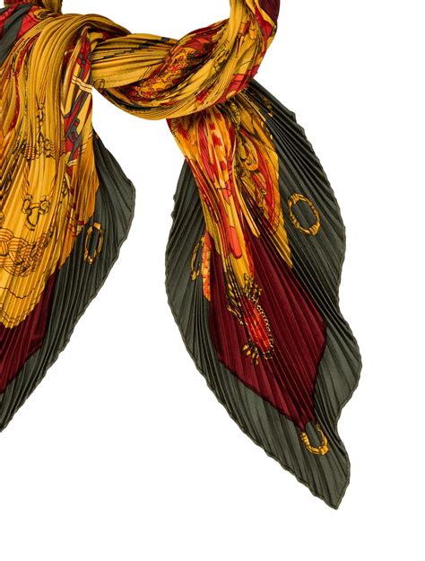 foulard plissé hermes|Women Silk scarves and accessories .